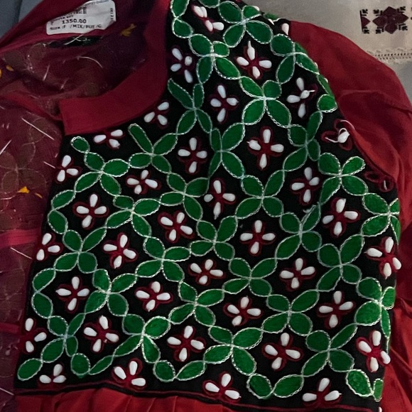 Embroidered Afghan Kachchh Kala Kochi Red and Green Mirror Top dress Kadiya - Picture 7 of 8